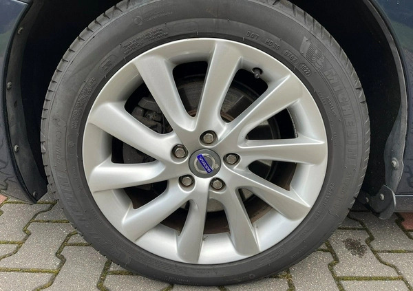 Volvo V60 cena 40900 przebieg: 200000, rok produkcji 2014 z Opole małe 562
